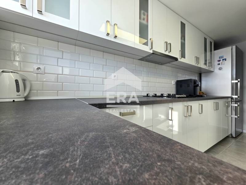 Продава КЪЩА, с. Червена вода, област Русе, снимка 10 - Къщи - 53095541