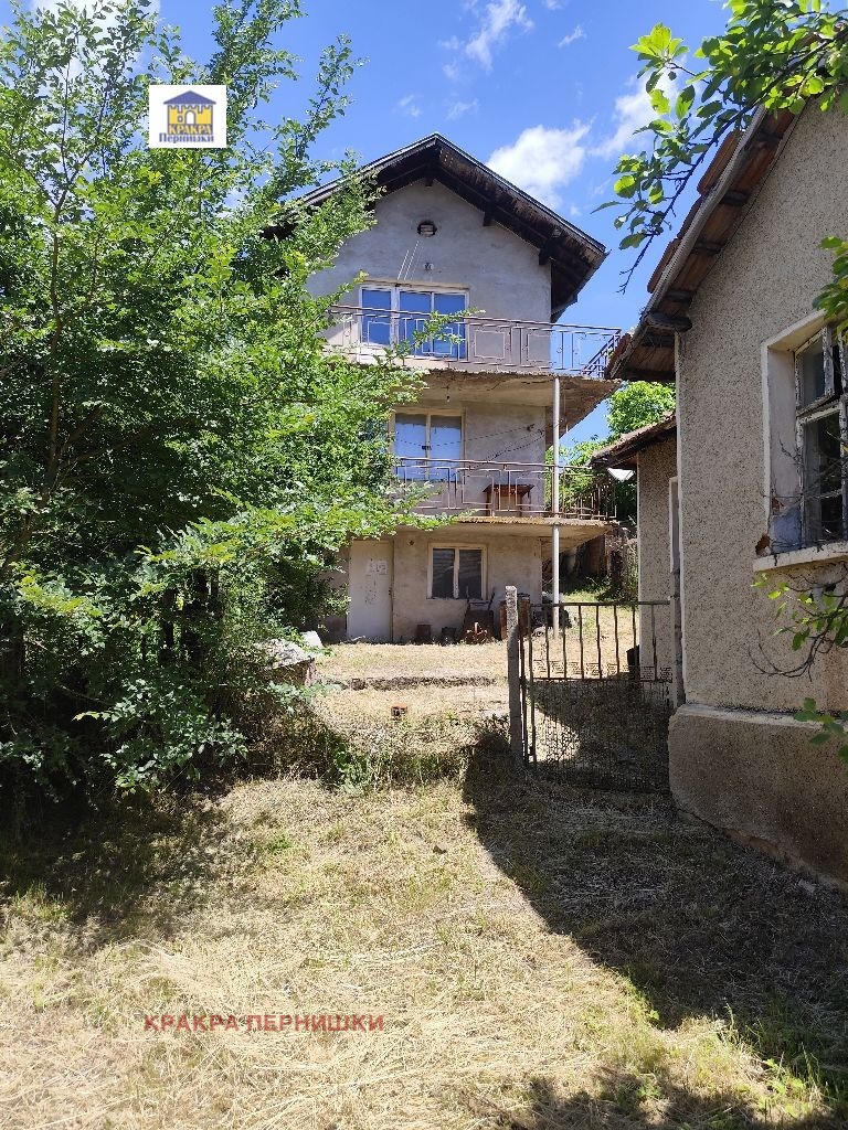 Продава КЪЩА, с. Селищен дол, област Перник, снимка 12 - Къщи - 54957017
