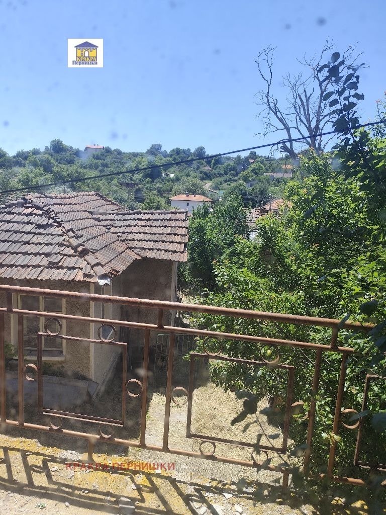 Продава КЪЩА, с. Селищен дол, област Перник, снимка 6 - Къщи - 54957017