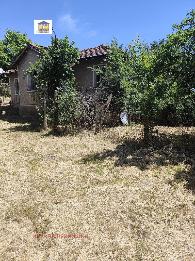 Продава КЪЩА, с. Селищен дол, област Перник, снимка 13 - Къщи - 54957017