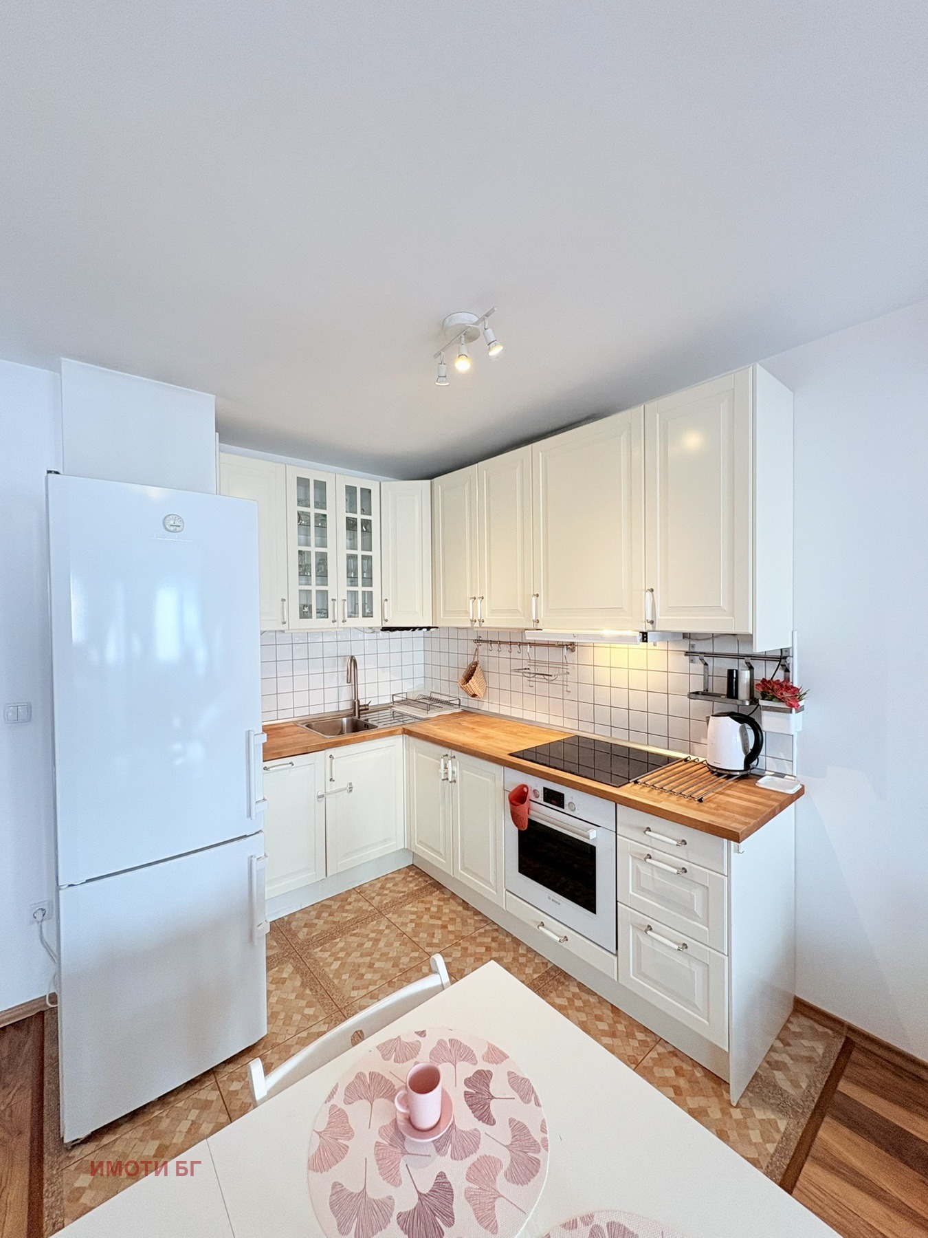 Продава 3-СТАЕН, гр. София, Гоце Делчев, снимка 5 - Апартаменти - 53813256