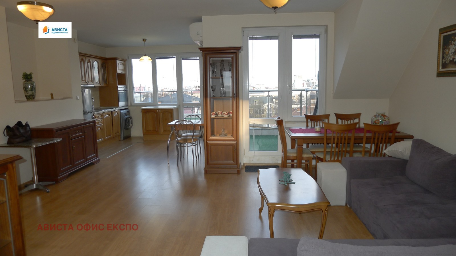 Продава 3-СТАЕН, гр. София, Център