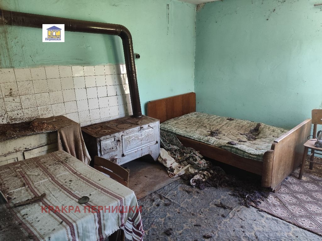 Продава КЪЩА, с. Селищен дол, област Перник, снимка 14 - Къщи - 54957017