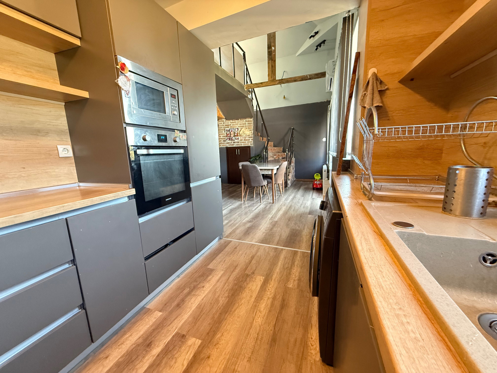 Продава КЪЩА, с. Червена вода, област Русе, снимка 3 - Къщи - 56132348