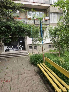 1 спаваћа соба Банишора, Софија 1