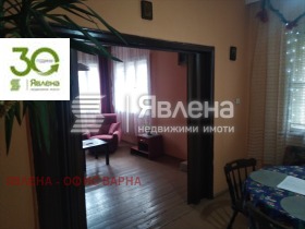 Этаж дома Център, Варна