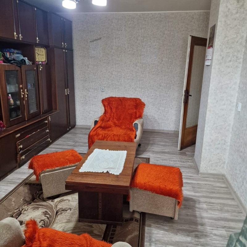 For Sale  3 bedroom Ruse , Charodeyka - Yug , 103 sq.m | 48710367