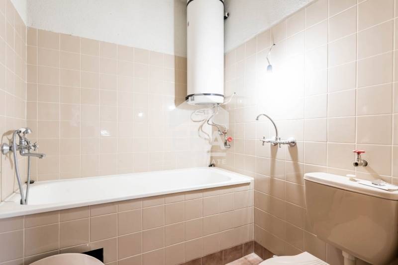 Продава 4-СТАЕН, гр. Добрич, Добротица - Варненска, снимка 14 - Апартаменти - 53044743