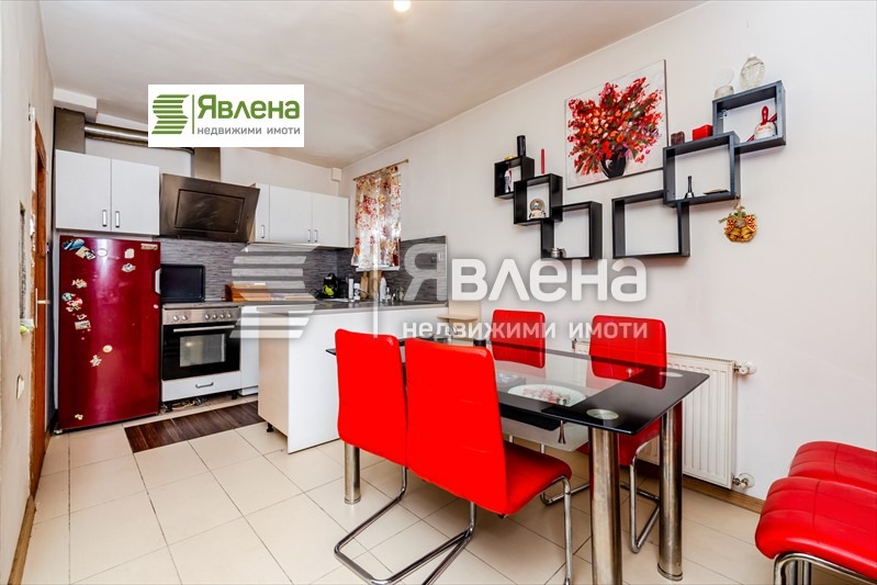 Продава ЕТАЖ ОТ КЪЩА, с. Владая, област София-град, снимка 1 - Етаж от къща - 49500105