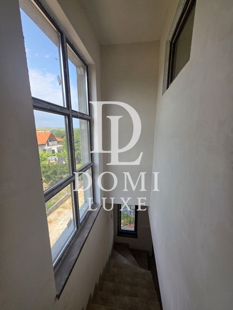 Продава  Къща област Варна , с. Равна гора , 245 кв.м | 71818303 - изображение [6]