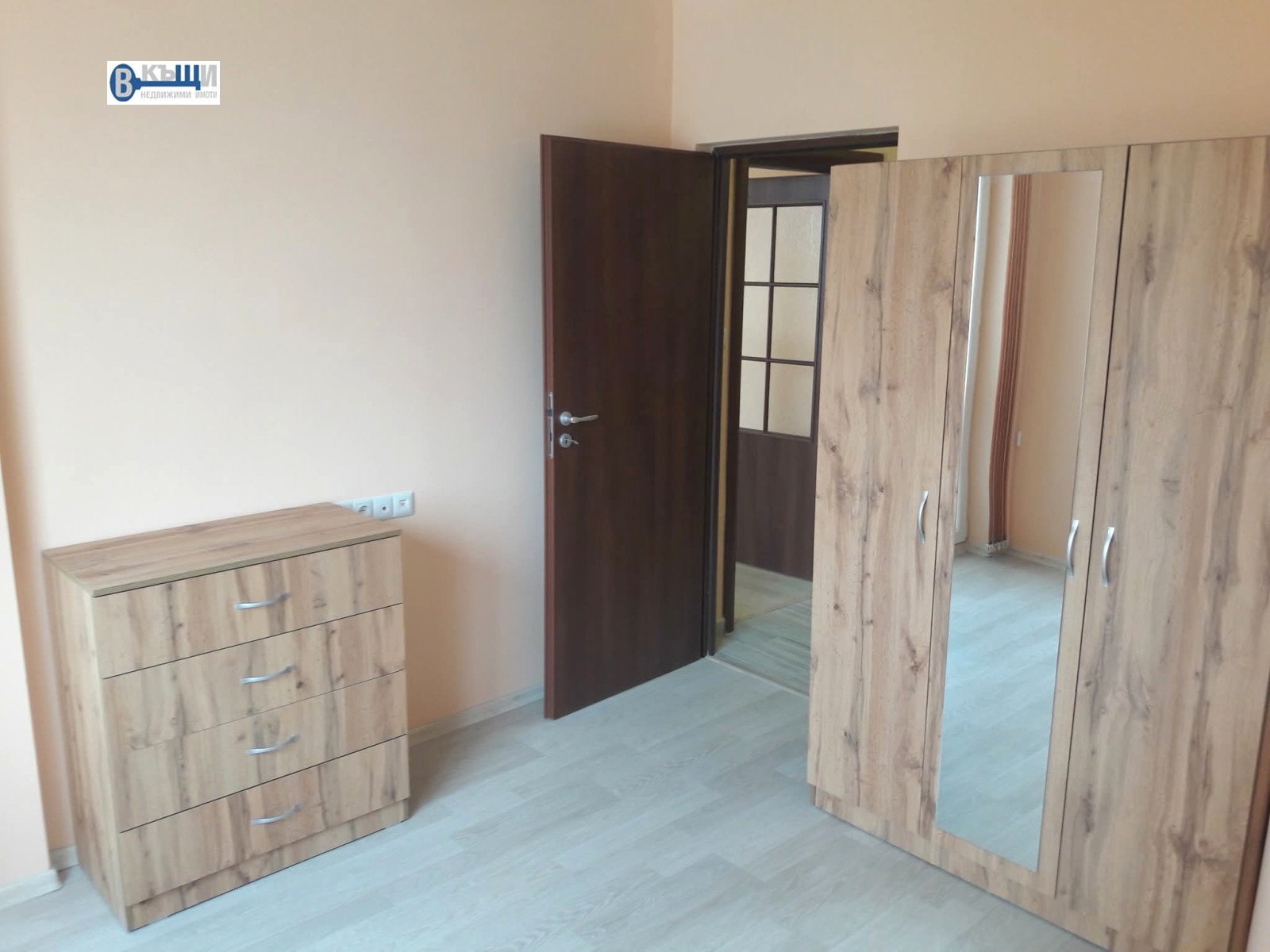 Продава 2-СТАЕН, гр. Велико Търново, Бузлуджа, снимка 4 - Апартаменти - 55118107