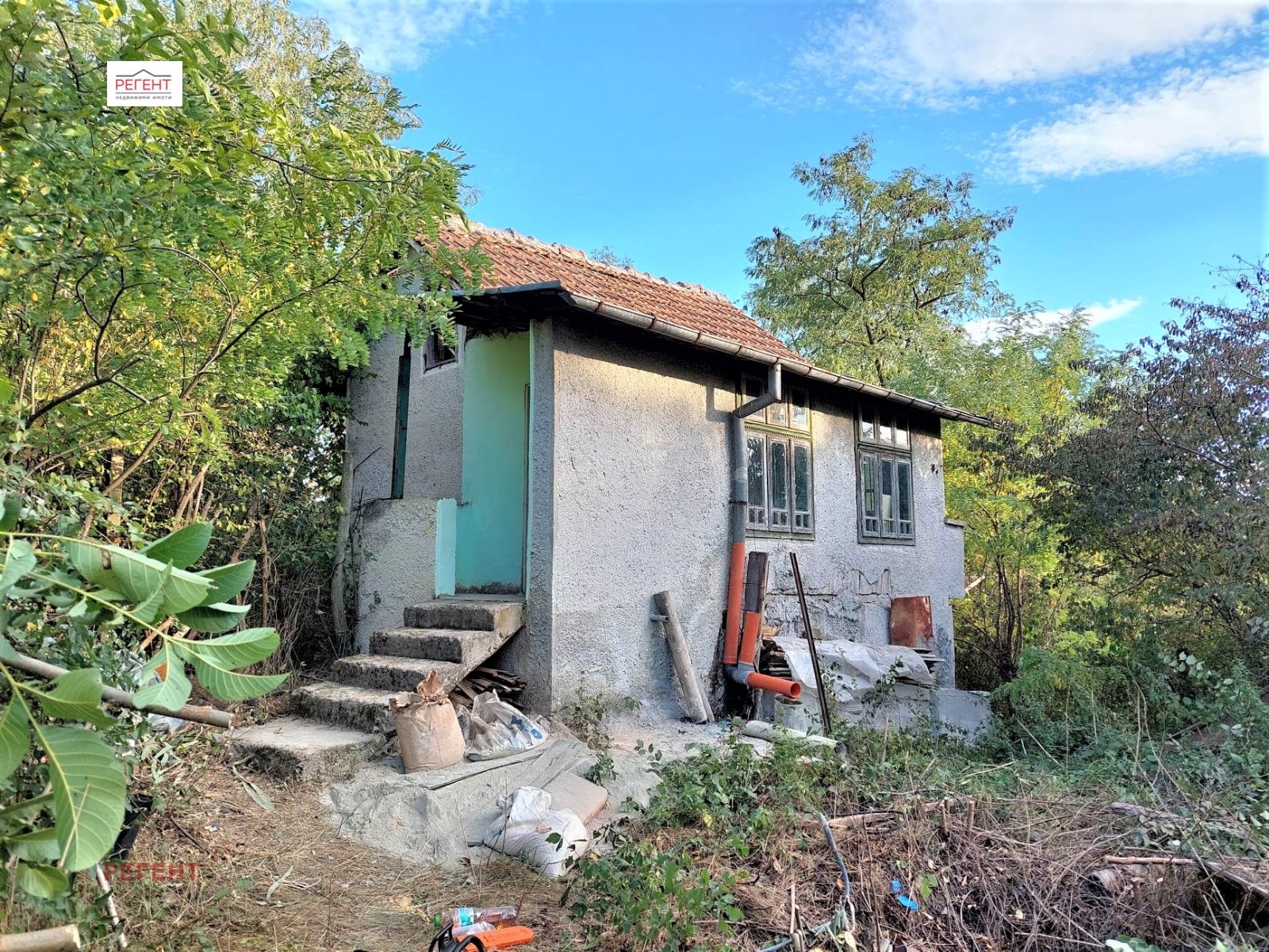 Продава ВИЛА, гр. Севлиево, област Габрово, снимка 2 - Вили - 38792040