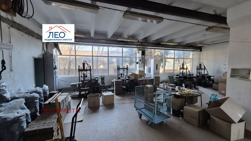 Продава СКЛАД в област Габрово, гр. Севлиево - 2307 кв.м / 360 000 € » 704 098.80 лв., ЛЕО ИМОТИ