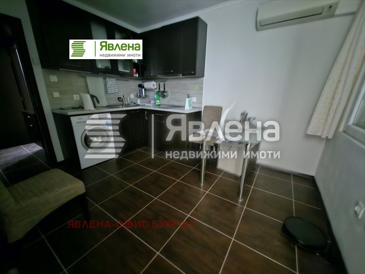 Продава 2-СТАЕН, гр. Бургас, Изгрев, снимка 5 - Aпартаменти - 47112397