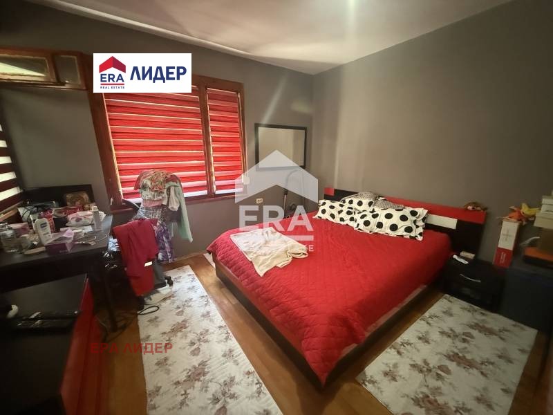 Продава 4-СТАЕН, гр. Русе, Дружба 2, снимка 3 - Апартаменти - 55004735