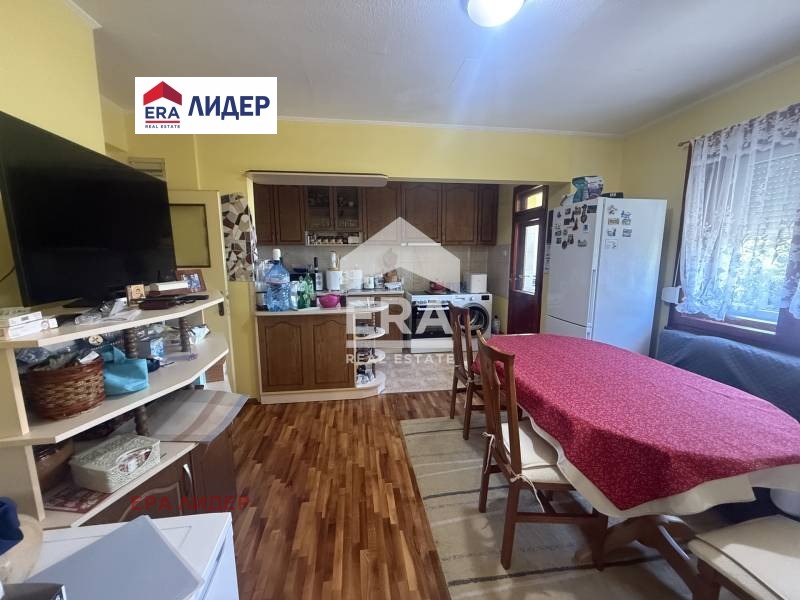Продава 4-СТАЕН, гр. Русе, Дружба 2, снимка 5 - Апартаменти - 55004735