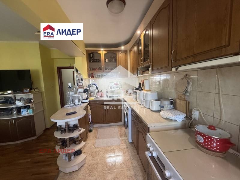 Продава 4-СТАЕН, гр. Русе, Дружба 2, снимка 5 - Апартаменти - 55170203