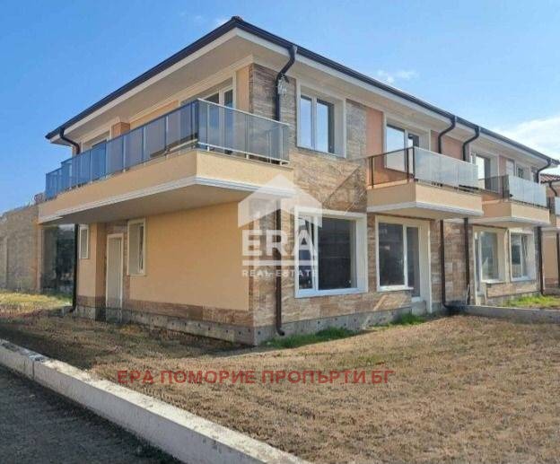 Продава КЪЩА, гр. Поморие, област Бургас