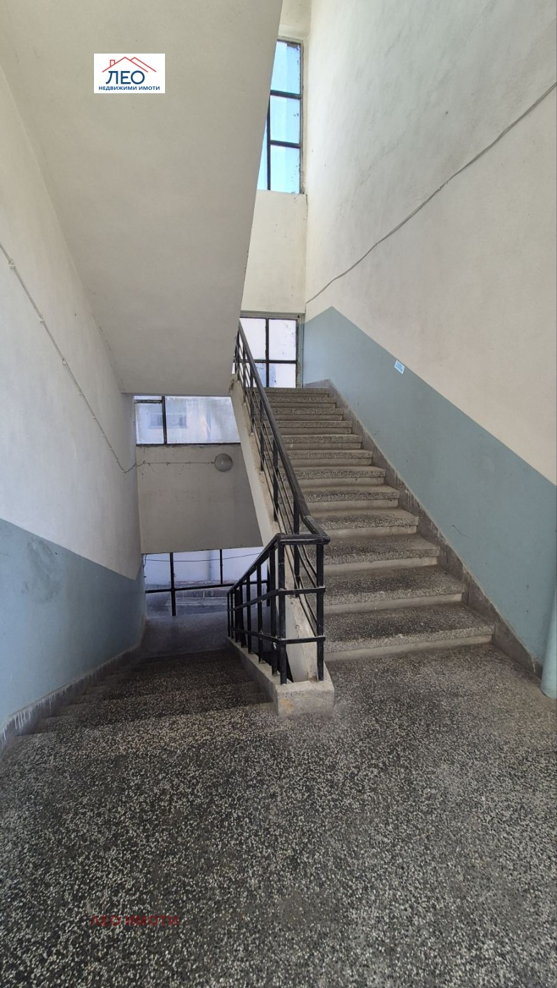 Продава СКЛАД, гр. Севлиево, област Габрово, снимка 4 - Складове - 52696703