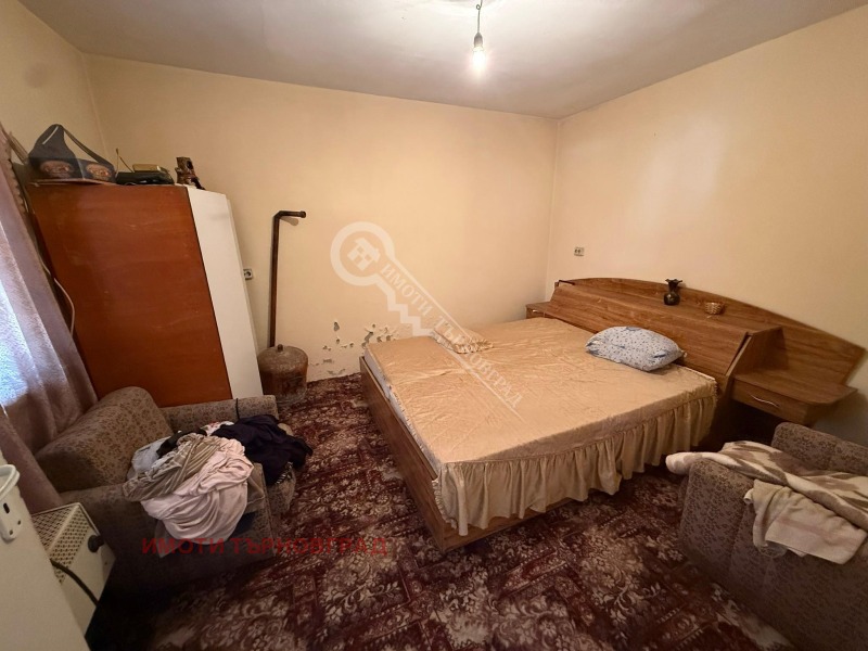 Till salu  Industribyggnad region Veliko Tarnovo , Kozarevec , 2400 kvm | 99598129 - bild [2]