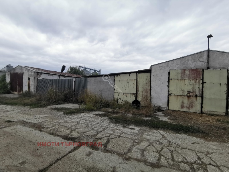 Till salu  Industribyggnad region Veliko Tarnovo , Kozarevec , 2400 kvm | 99598129 - bild [16]