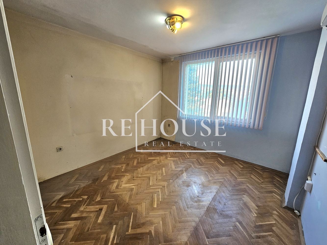 Продава 3-СТАЕН, гр. Варна, Окръжна болница-Генерали, снимка 11 - Апартаменти - 55804657