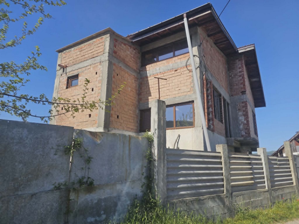 Продава КЪЩА, гр. Кърджали, Прилепци, снимка 2 - Къщи - 54407019