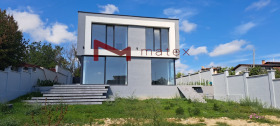 КЪЩА, 191 m2