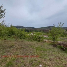 Complotto Promishlena zona, Gabrovo 1