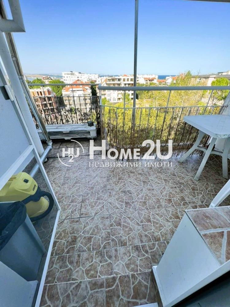 Продава 3-СТАЕН, гр. Бургас, Лазур, снимка 2 - Апартаменти - 54037040