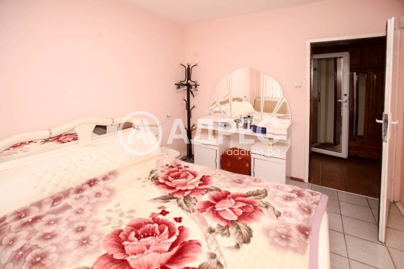 Продава КЪЩА, гр. София, гр. Банкя, снимка 10 - Къщи - 50779480