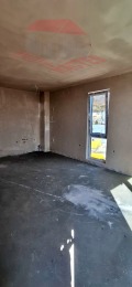 Продава 2-СТАЕН, град Варна, м-т Пчелина • 95000 € / 185803.85 лв. • 64363828 6