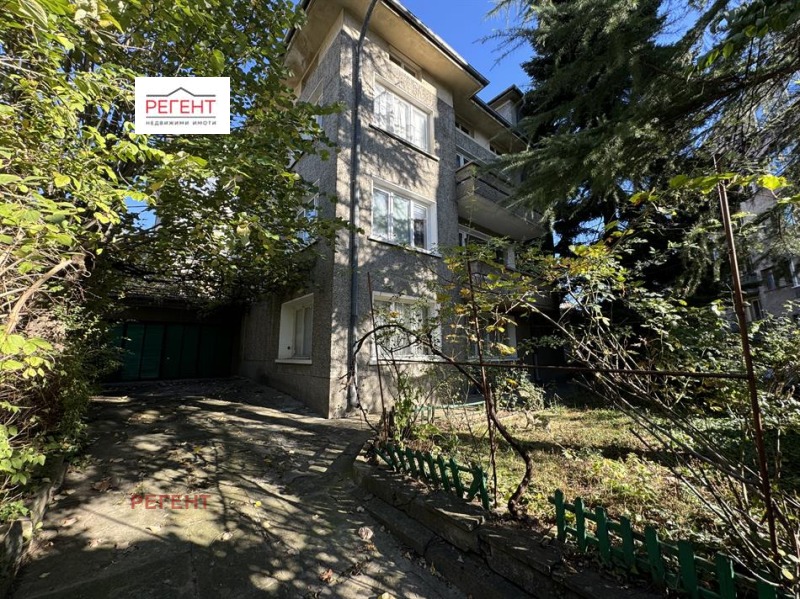 Продава КЪЩА в град Габрово, Център - 437 кв.м / 285 000 € » 557 411.55 лв., РЕГЕНТ