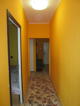 3 bedroom Druzhba 2, Sofia 11