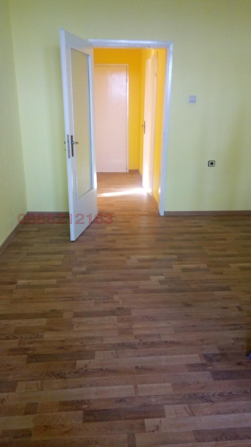 Продава 3-СТАЕН, гр. Бяла Слатина, област Враца, снимка 4 - Апартаменти - 52781608