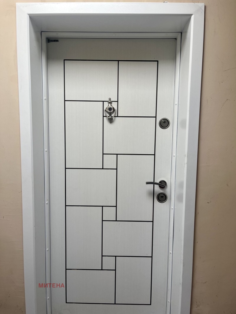 Продава  3-стаен град Пловдив , Гагарин , 100 кв.м | 86808371