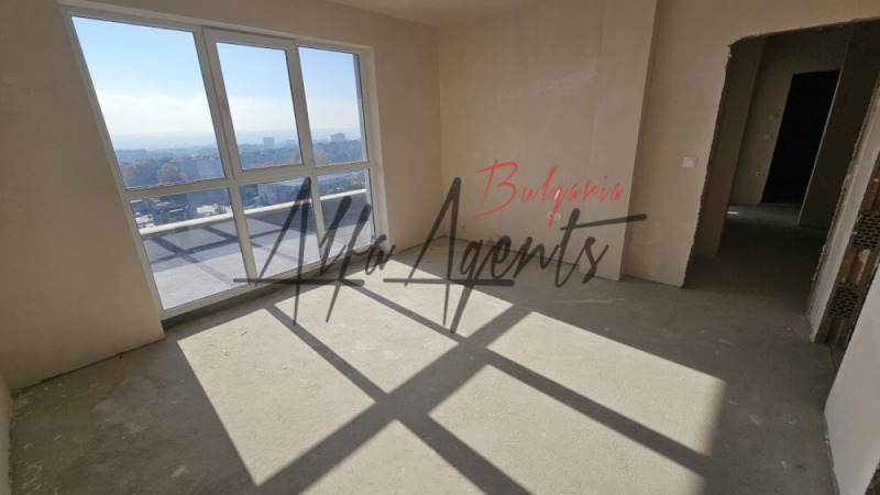 Продава 3-СТАЕН, гр. Варна, Изгрев, снимка 4 - Апартаменти - 52576235