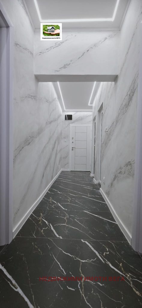 Продава 3-СТАЕН, гр. Горна Оряховица, област Велико Търново, снимка 2 - Апартаменти - 53011524