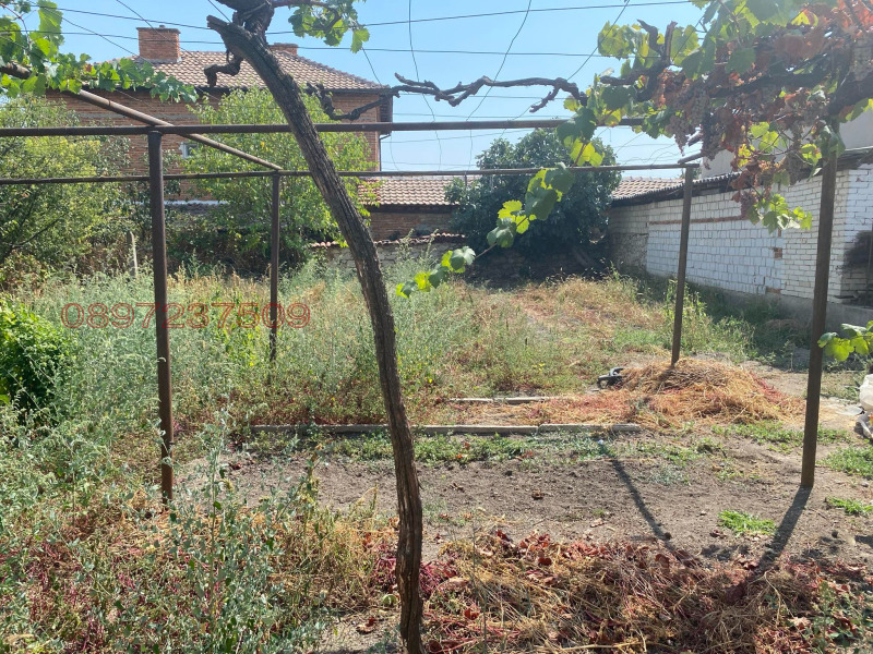 Продава КЪЩА, с. Левски, област Пазарджик, снимка 6 - Къщи - 52780558