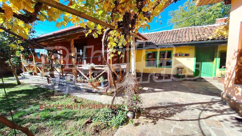 Продава КЪЩА, с. Левски, област Пазарджик, снимка 3 - Къщи - 52249597