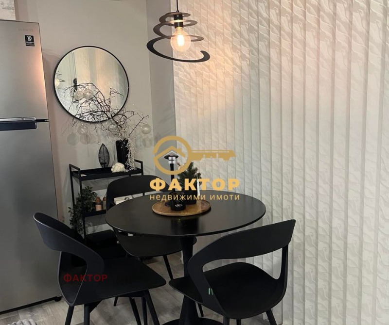 Продава КЪЩА, с. Правище, област Пловдив, снимка 4 - Къщи - 53326317