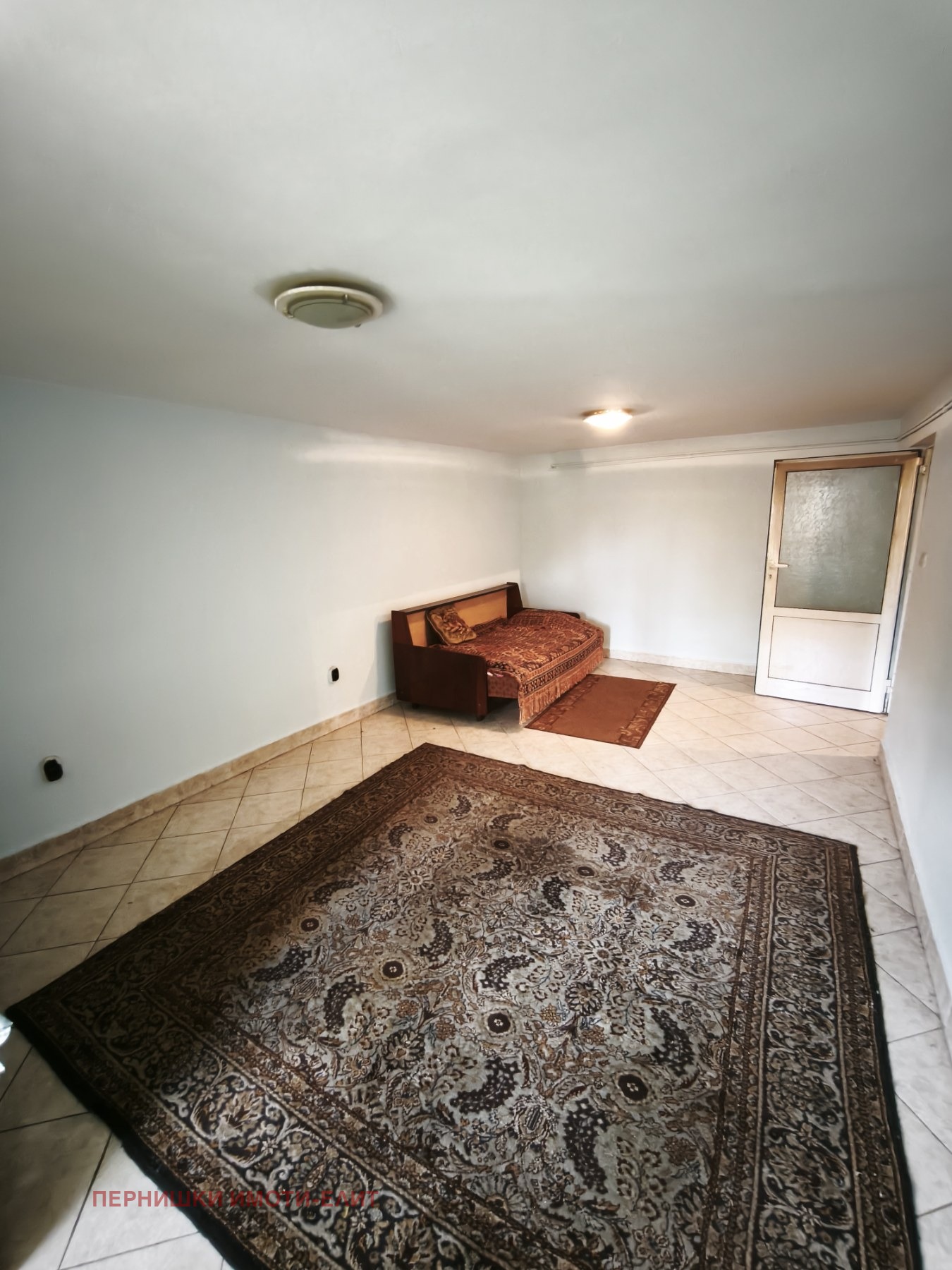 Продава КЪЩА, гр. Перник, Байкушева махала, снимка 10 - Къщи - 54997196
