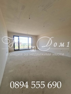 1 спаваћа соба Погреби, Варна