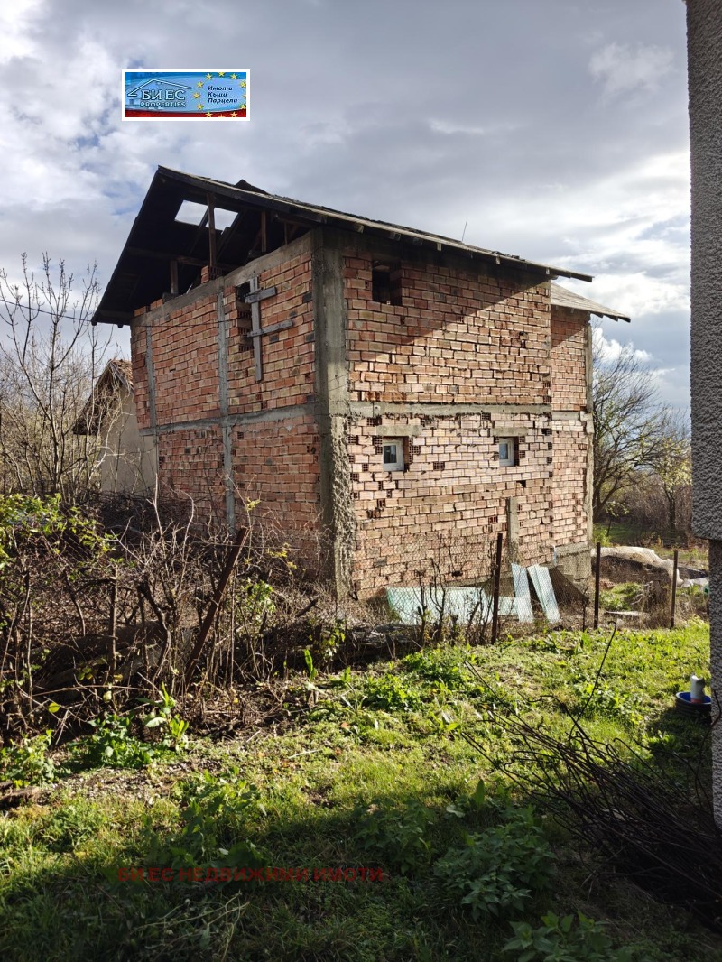 Продава КЪЩА, с. Големо Бучино, област Перник, снимка 4 - Къщи - 52769639