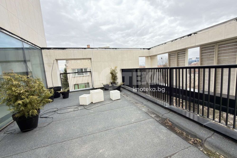 Продава МНОГОСТАЕН, гр. София, Изток, снимка 6 - Апартаменти - 54148605