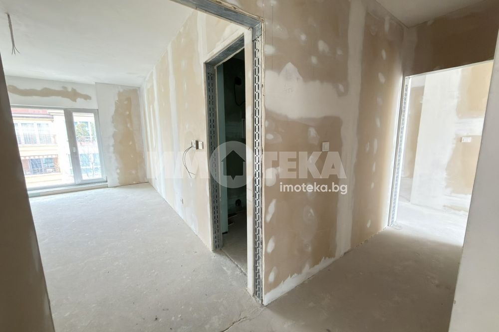 Продава МНОГОСТАЕН, гр. София, Изток, снимка 8 - Апартаменти - 54148605