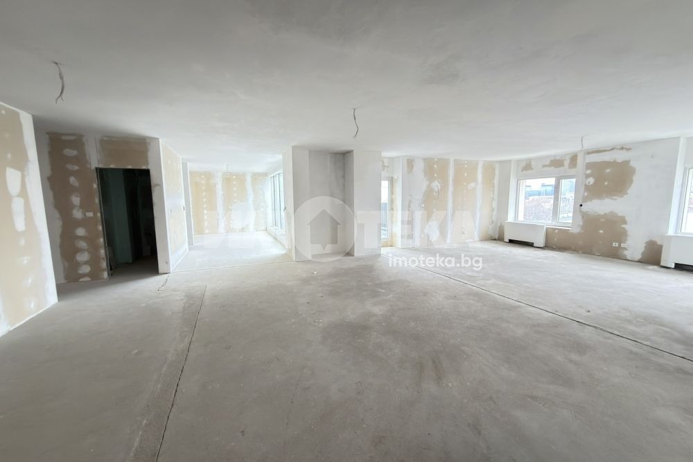 Продава МНОГОСТАЕН, гр. София, Изток, снимка 13 - Апартаменти - 54148605