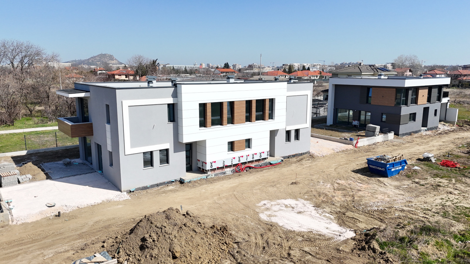 Продава КЪЩА, гр. Пловдив, Коматевско шосе, снимка 4 - Къщи - 49384319