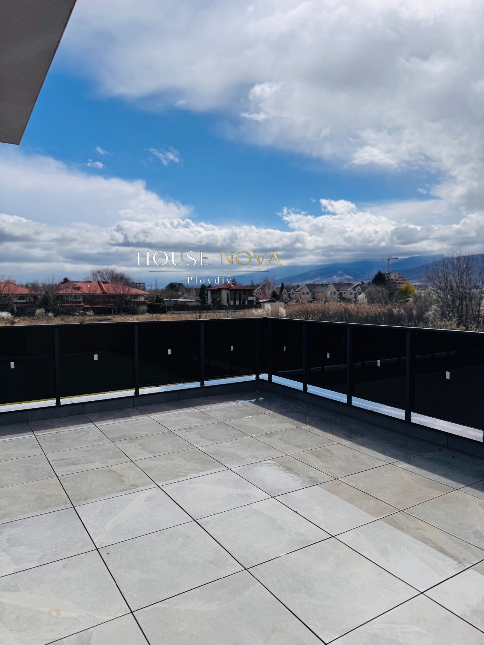 Продава КЪЩА, гр. Пловдив, Коматевско шосе, снимка 13 - Къщи - 49384319