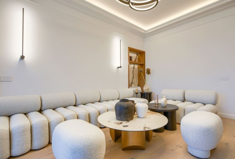 Продава МНОГОСТАЕН в град София, Докторски паметник - 180 кв.м / 1 400 000 € » 2 738 162.00 лв., АНТУРАЖ ПРОПЪРТИ